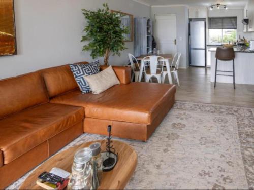 Refresh at 50 Whale Rock — 4-Star Luxury Hotel in Hermanus, South Africa