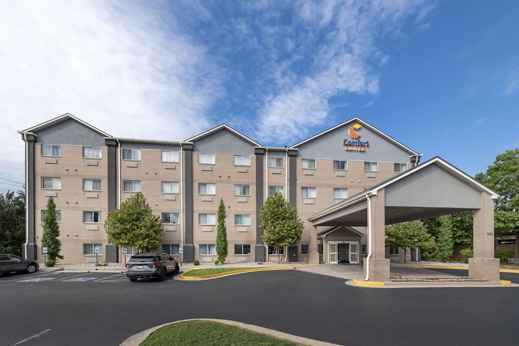 Comfort Suites Keeneland — Lexington