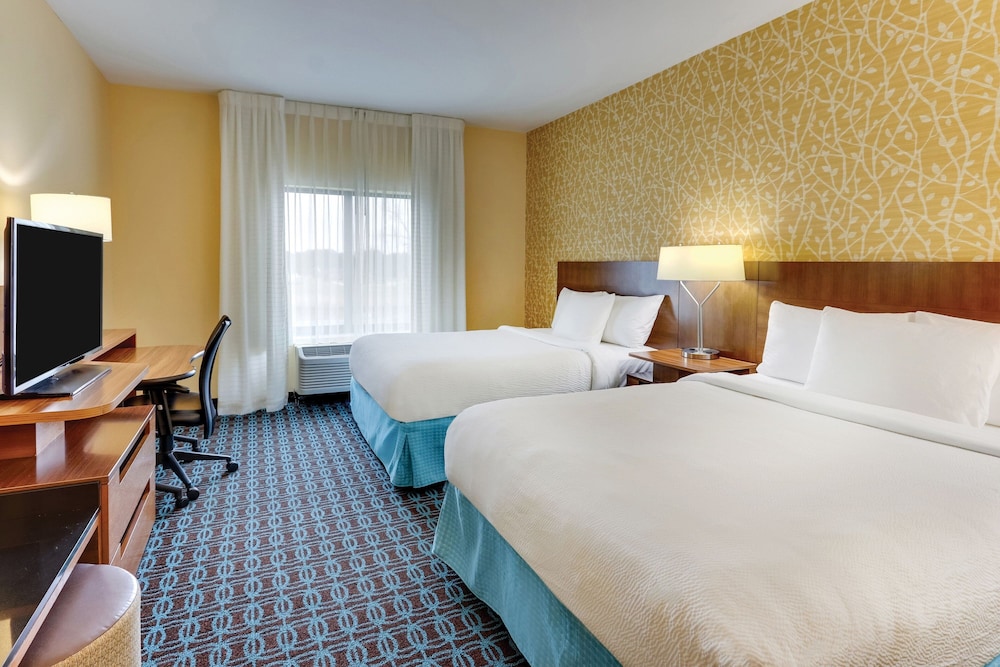 Fairfield Inn & Suites Dunn I 95 - photo 16