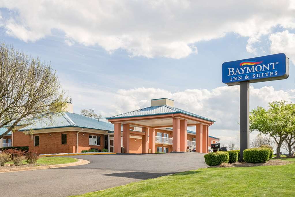 Baymont by Wyndham Warrenton - photo 2
