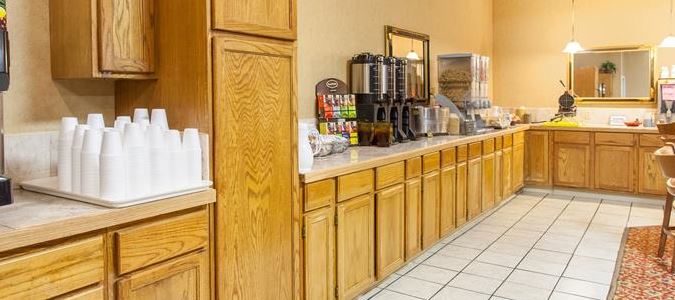 Ramada St Joseph - photo 4