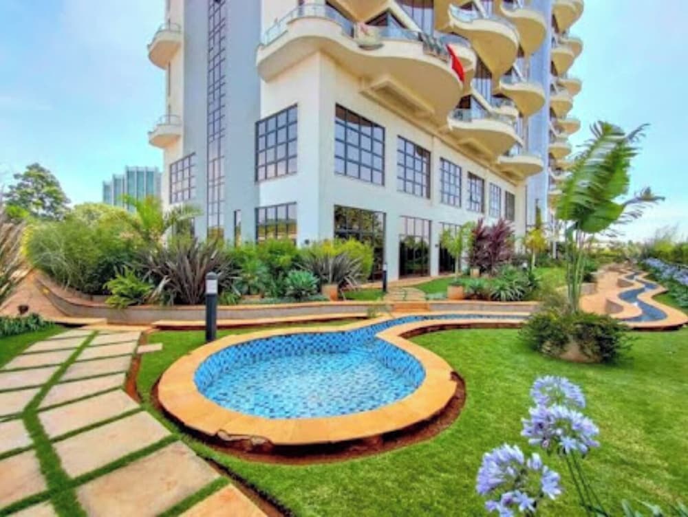 Loocid Apartments at Nova