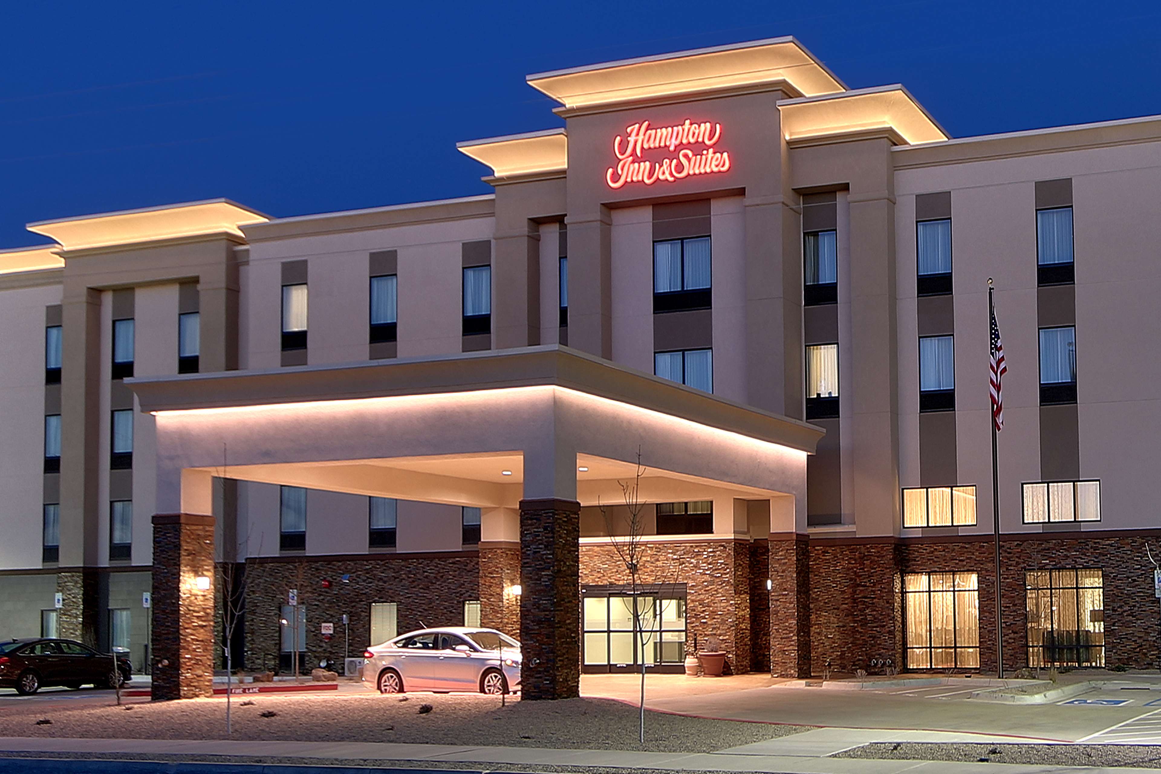 Hampton Inn & Suites Albuquerque Airport - photo 3