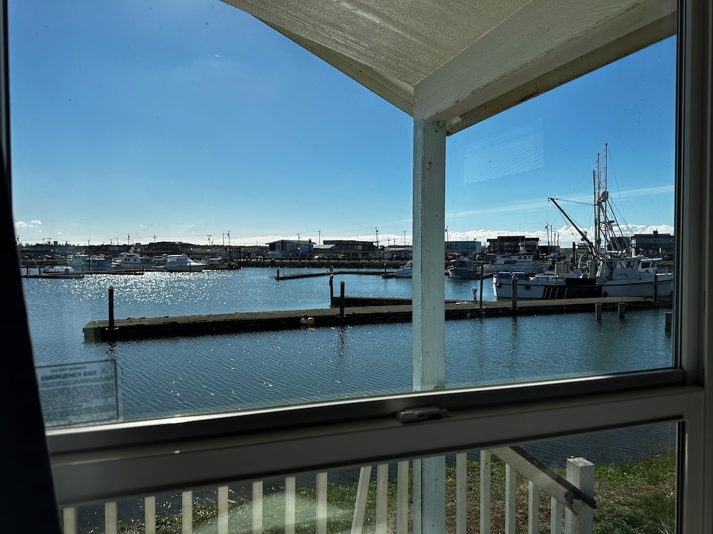 Westport Marina Cottages - photo 46