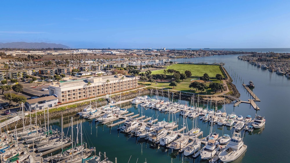 Hampton Inn Channel Islands Harbor Oxnard - photo 51