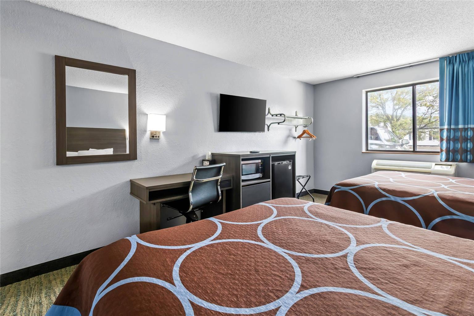Rodeway Inn Delmont - photo 9