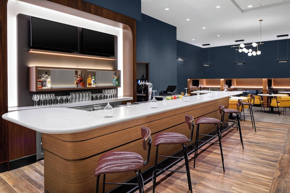 Courtyard by Marriott Lansing Downtown - photo 29