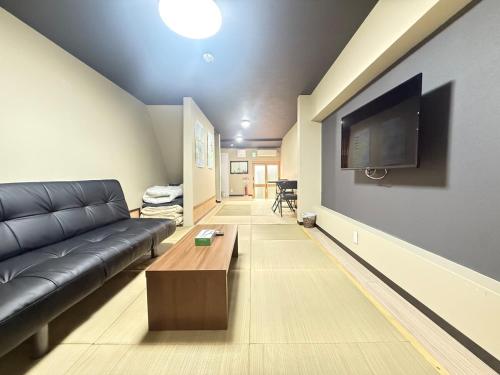 Full Moon - last minute hotel in Osaka