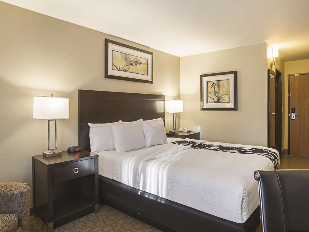 La Quinta Inn by Wyndham Olympia Lacey - photo 12