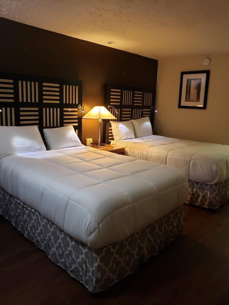 Motel M Lewisburg - photo 5