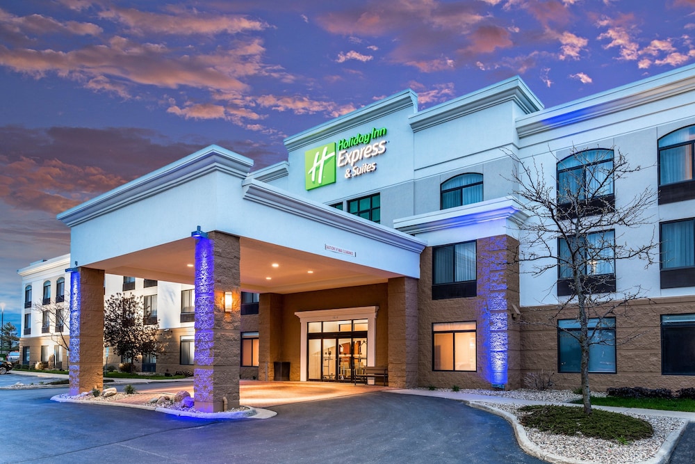 Holiday Inn Express & Suites Cedar Falls Waterloo by IHG — hotel in Cedar Falls