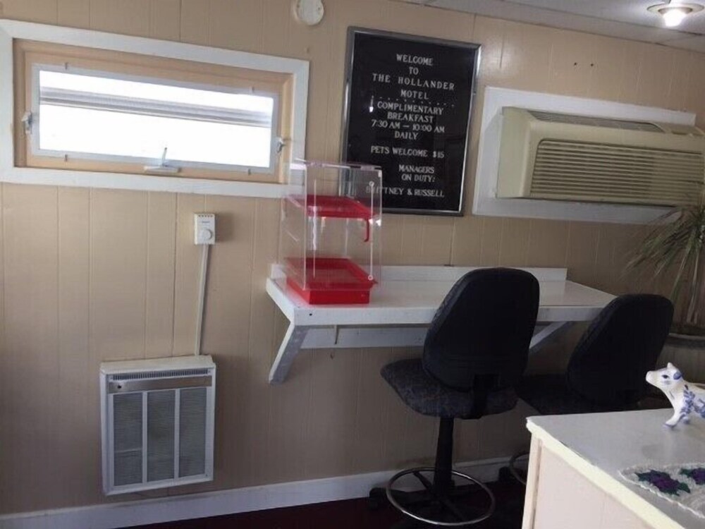 Hollander Motel - photo 5