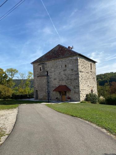 La Tour de Cotebrune - carbon neutral hotel in Unknown City