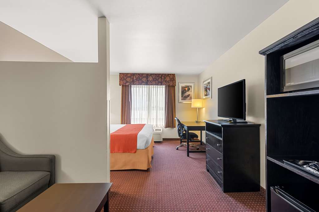Best Western Legacy Inn & Suites Beloit South Beloit - photo 15