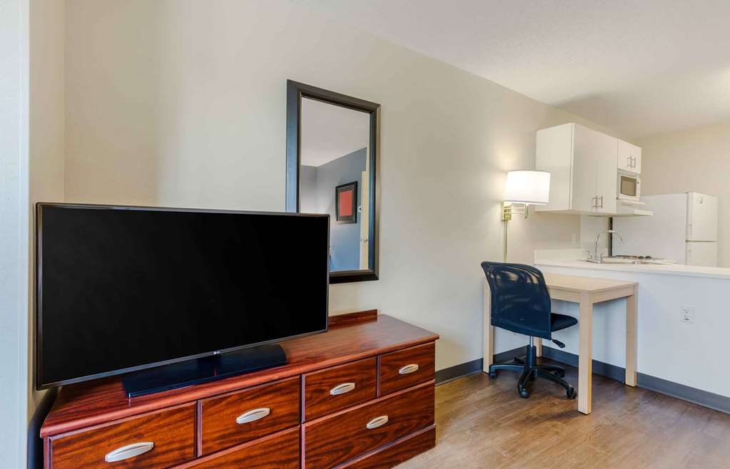 Extended Stay America Suites Washington DC Germantown Milest - photo 13