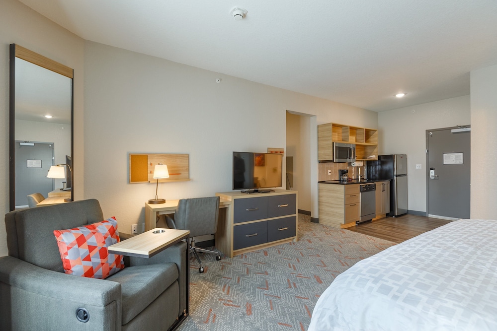 Candlewood Suites San Antonio Schertz by IHG - photo 10