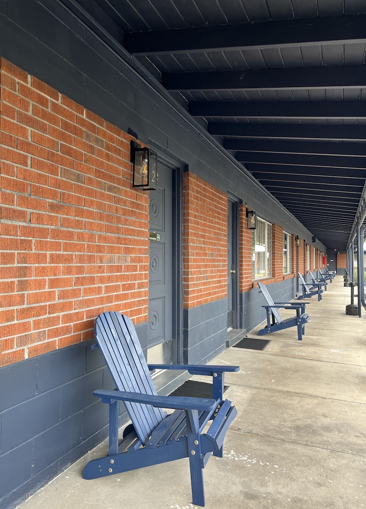 BlueGem Motel - photo 74