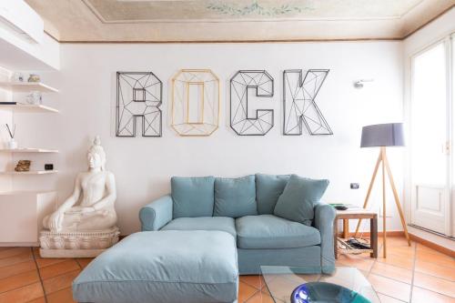 EasyTopStay Cosy Apartment Close To Navigli — 4-Star Luxury Hotel in Milan, Italy