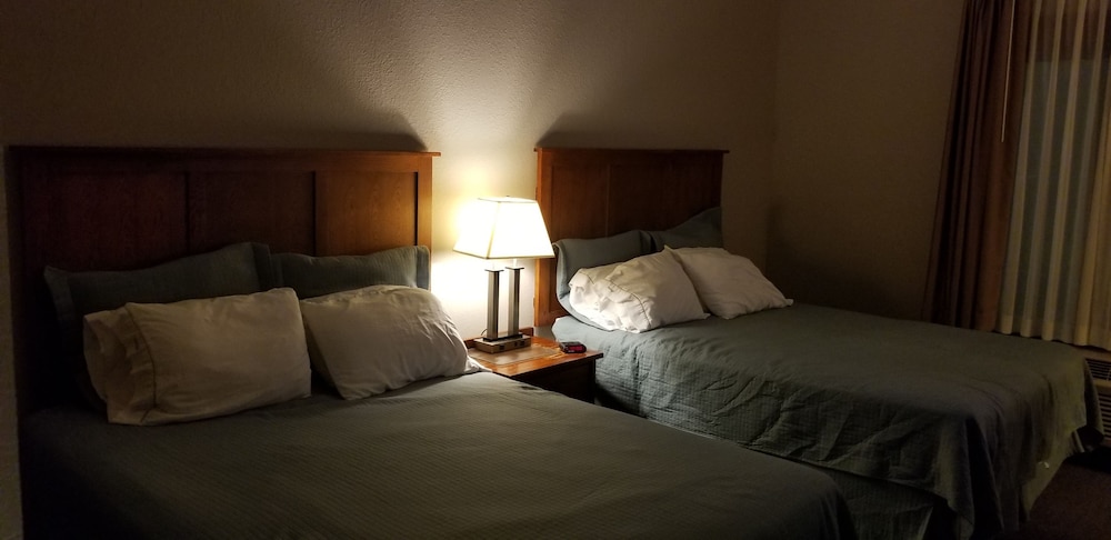 Pleasant Night Inn Carthage Near Fort Drum - photo 13