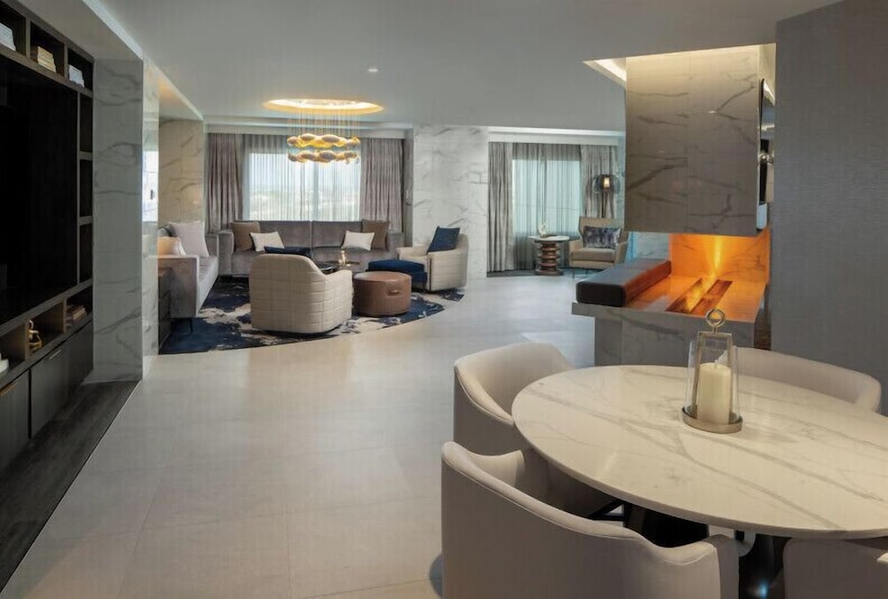 Live Casino & Hotel Louisiana Curio Collection by Hilton - photo 13