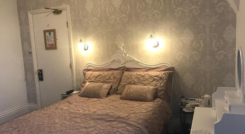 Norman Guest House with Free Parking — 4-Star Luxury Hotel in Whitby, United Kingdom