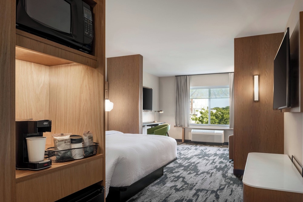 Fairfield Inn & Suites by Marriott Milwaukee West - photo 9