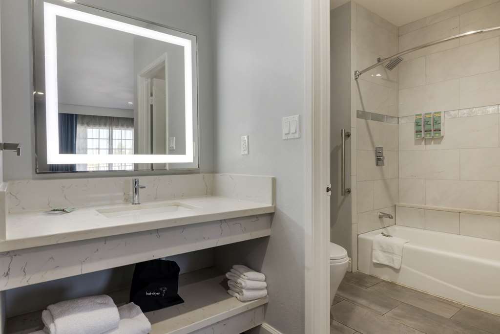 Best Western Orange Plaza - photo 26