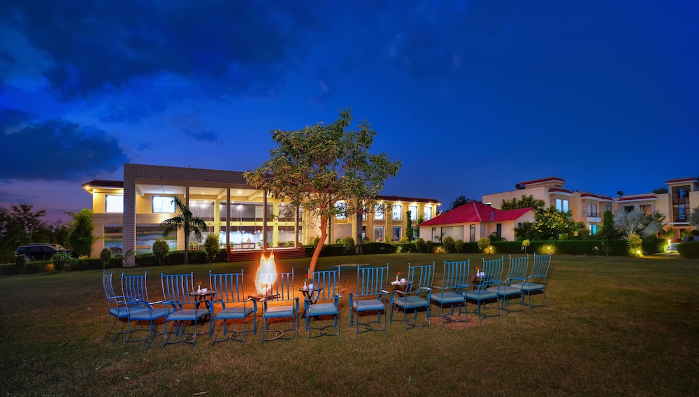Jungle Vilas — 4-Star Luxury Hotel in Sawai Madhopur, India