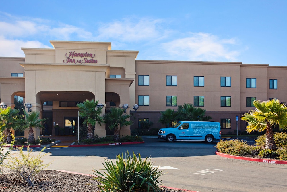 Hampton Inn & Suites Oakland Airport Alameda — hotel in Alameda