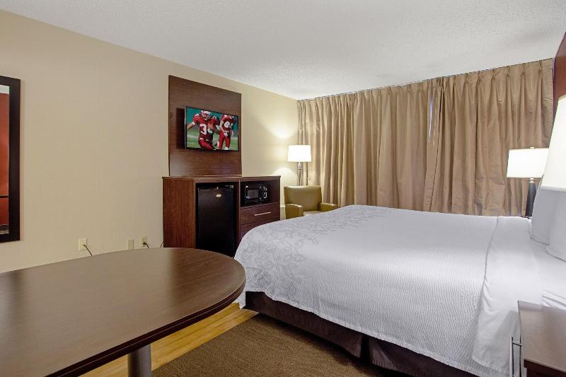 Red Roof Inn Wichita East - photo 38