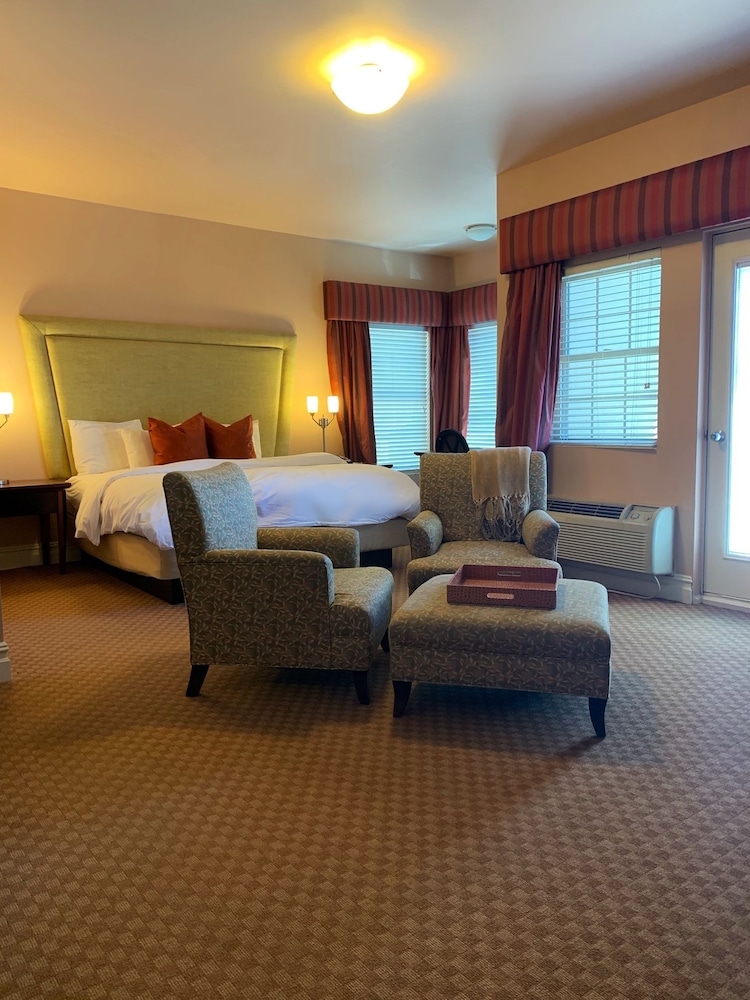 Blue Bay Inn - last minute hotel in Atlantic Highlands