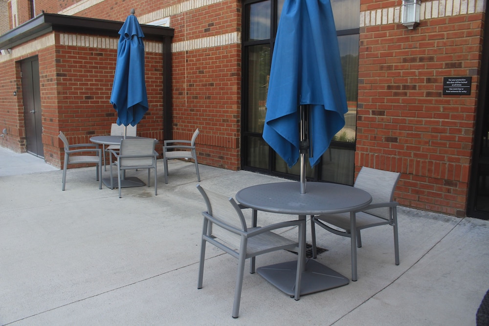 Hampton Inn Sneads Ferry North Topsail Beach - photo 55
