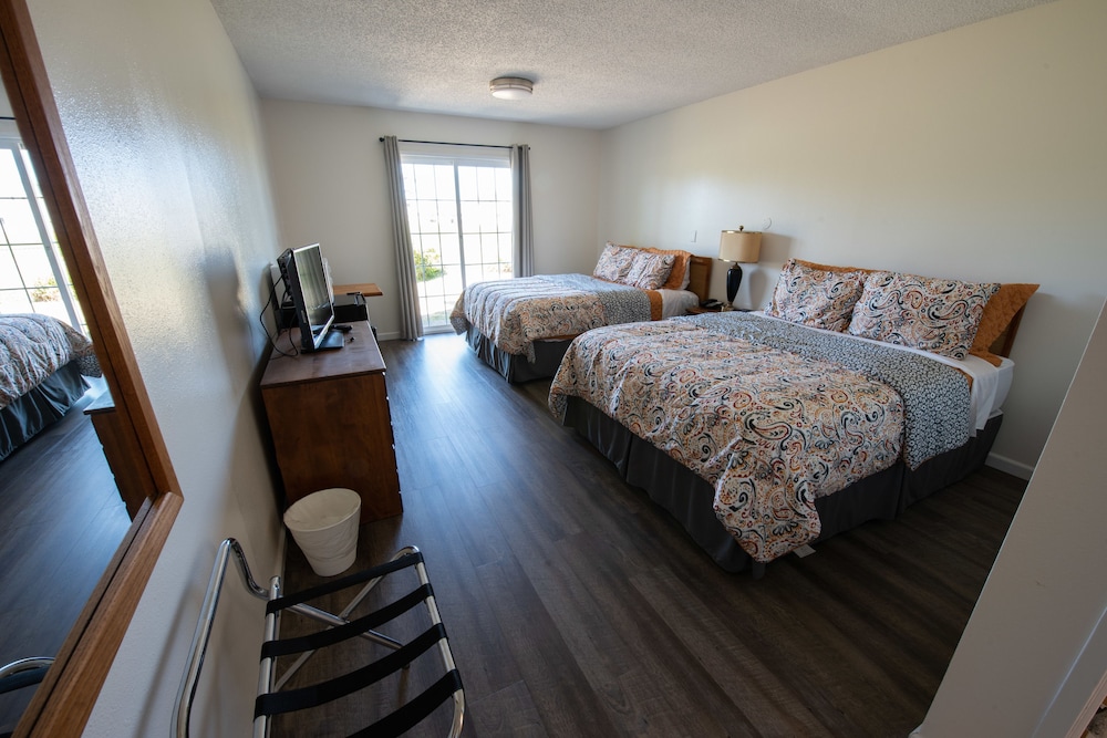 Pacific City Inn - photo 28