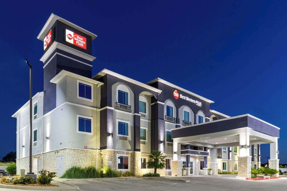 Best Western Plus Pleasanton Hotel - photo 33