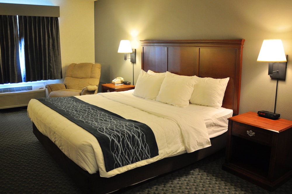 Dunes Express Inn & Suites - photo 9