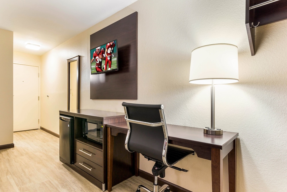 Red Roof Inn Dry Ridge - photo 10