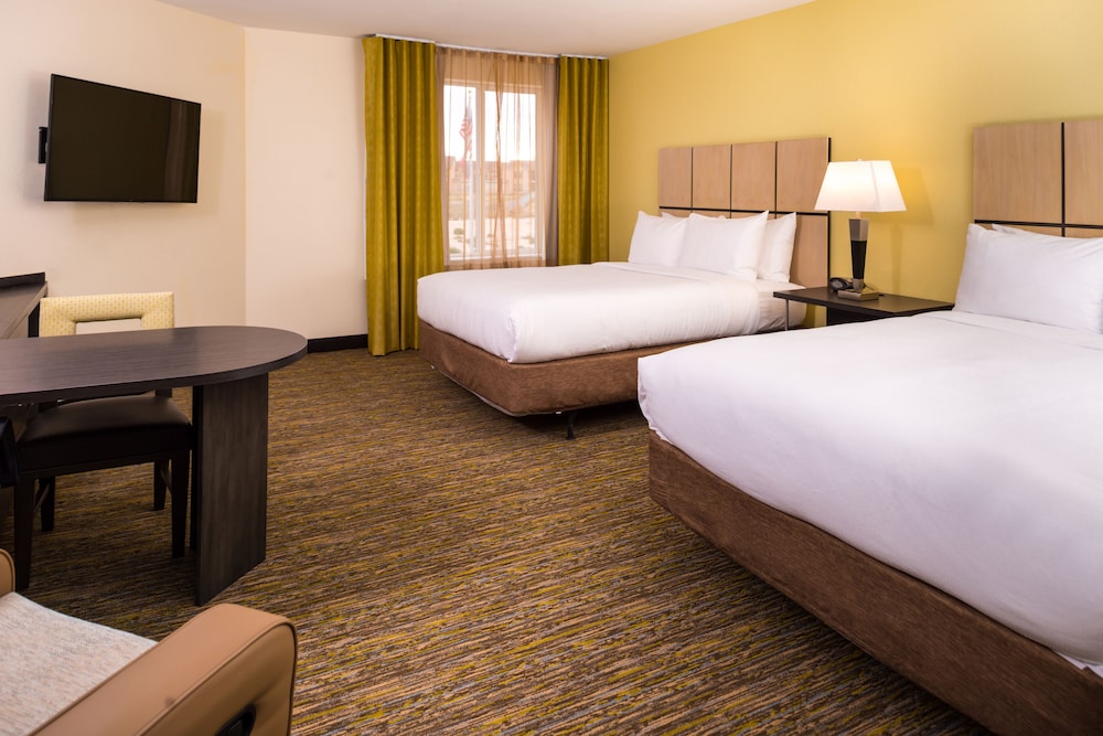 Candlewood Suites Carlsbad South by IHG - photo 24
