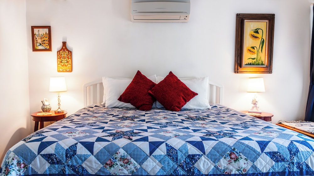 Red Horse Bed and Breakfast - photo 20