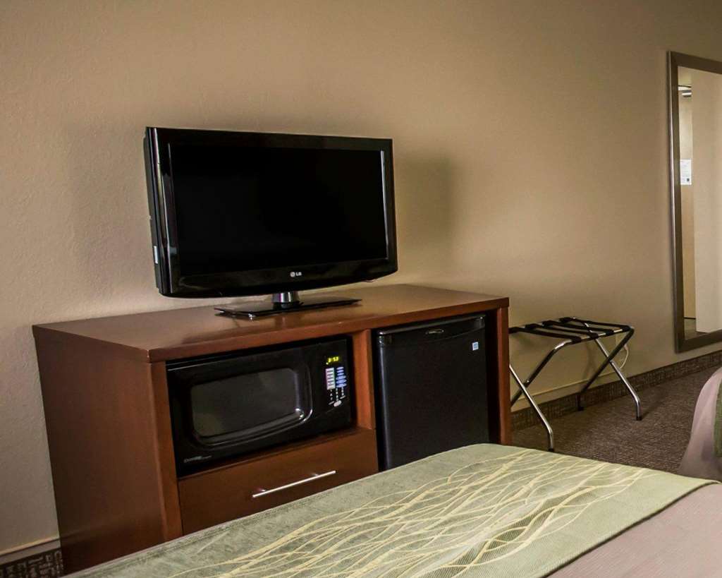 Comfort Inn Morris I 80 - photo 12