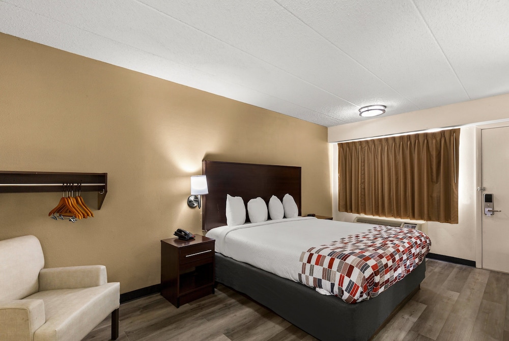 Red Roof Inn Springfield IL - photo 11