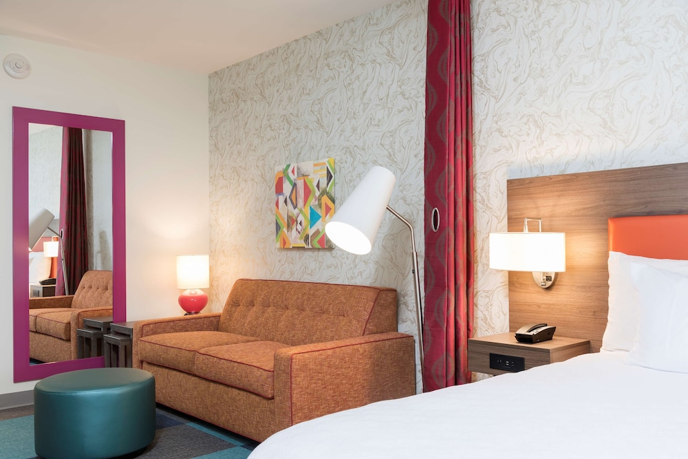 Home2 Suites by Hilton Louisville Downtown NuLu - photo 7