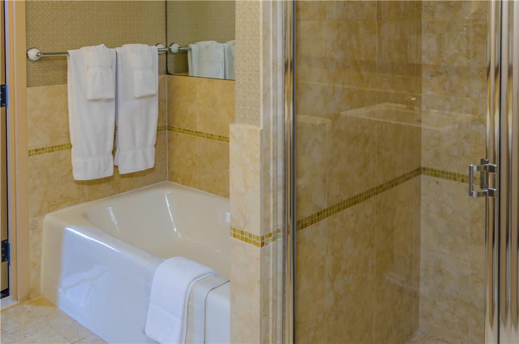 Beacon Hotel & Corporate Quarters - photo 17