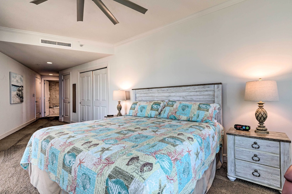 Sunny Beachfront Biloxi Condo with Resort Amenities - photo 11