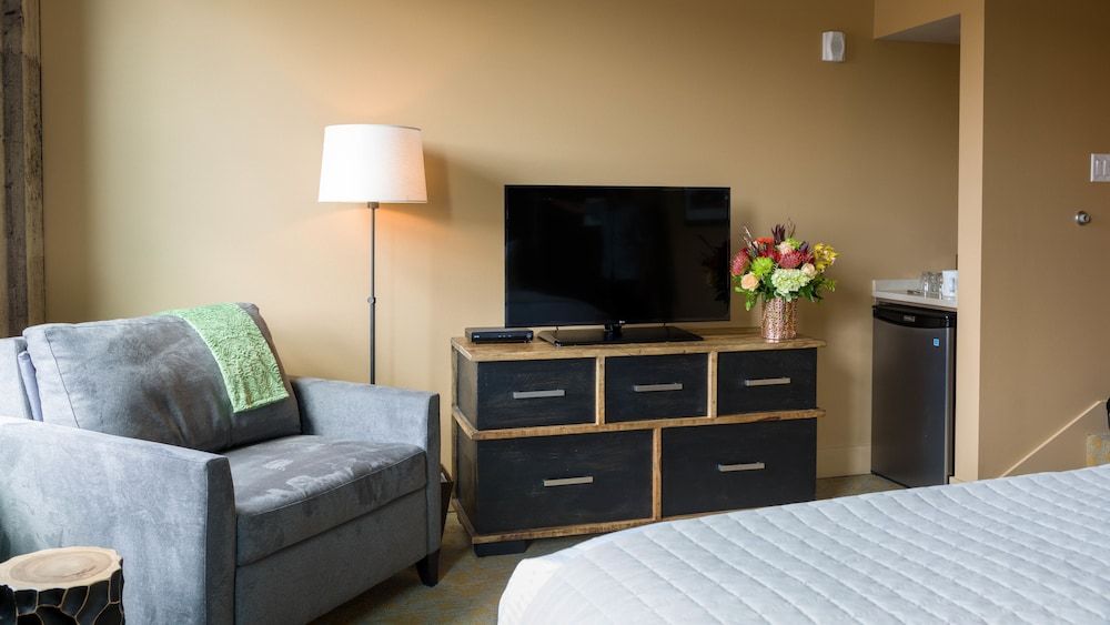 Inn At Lynden - photo 5