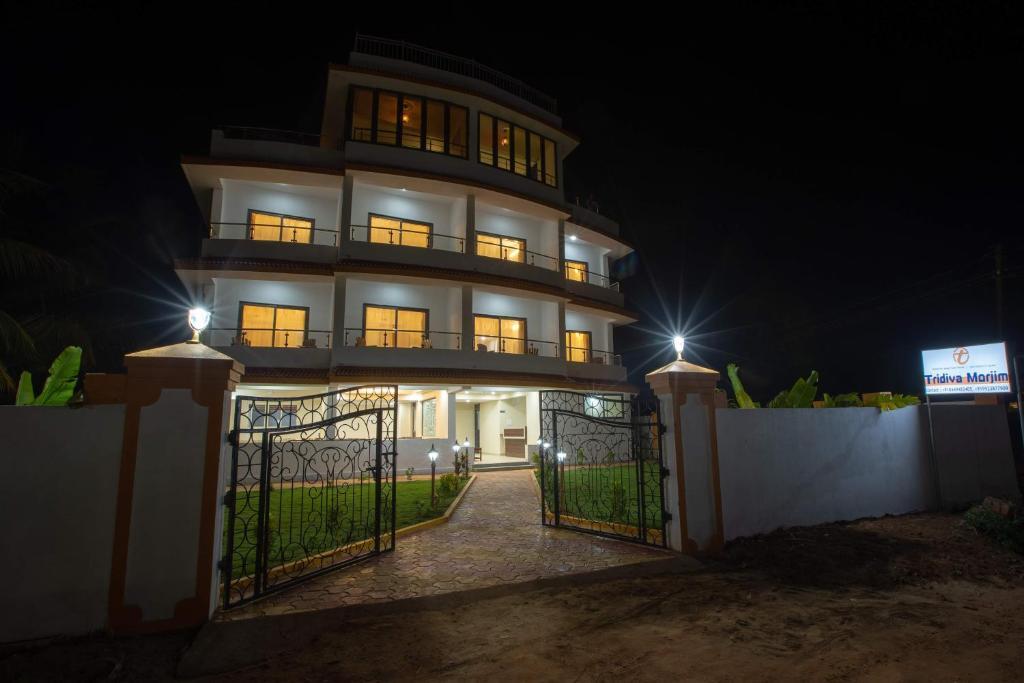 Tridiva Morjim - carbon neutral hotel in Morjim
