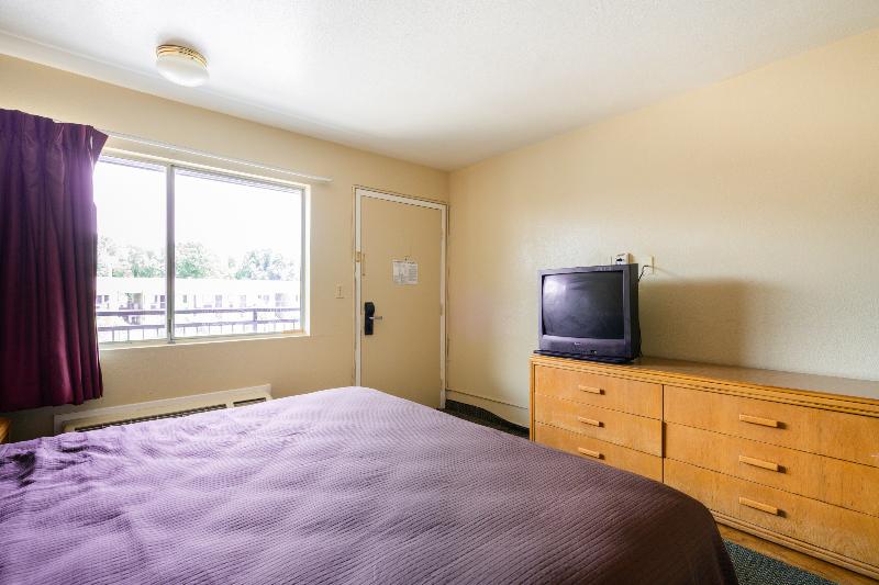 OYO Hotel Shreveport Airport North - photo 25