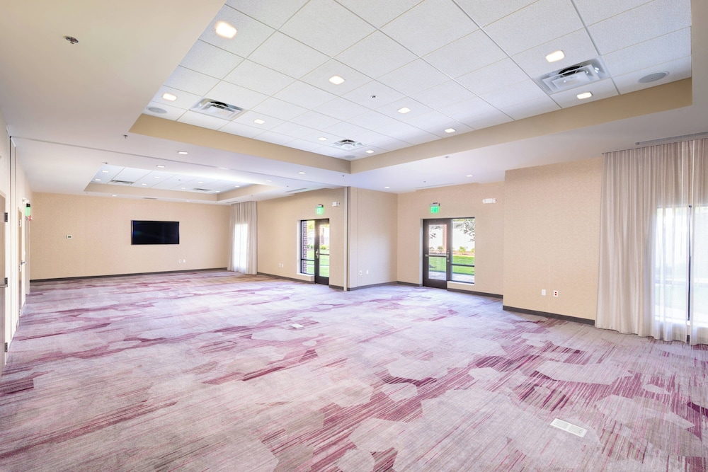 Courtyard by Marriott Bowie - photo 16