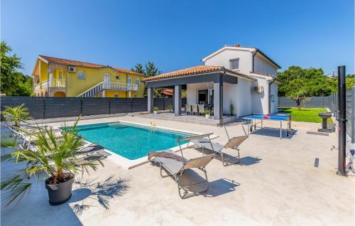 3 Bedroom Amazing Home In Stinjan — 4-Star Luxury Hotel in Pula, Croatia