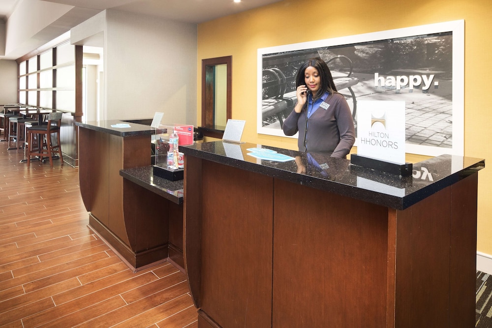 Hampton Inn & Suites Little Rock Downtown - photo 6