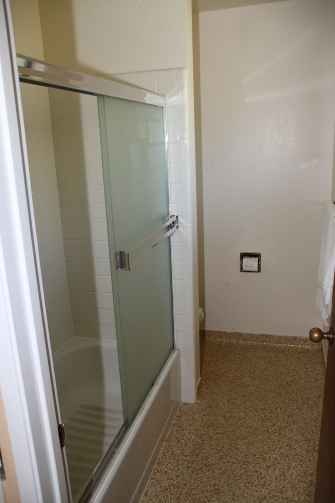 Villa Inn - photo 38